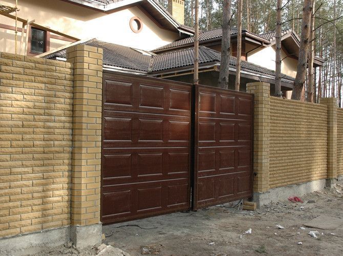 Відкривні ворота Alutech ADS400 3500x1800 заповнення сендвіч-панель філенка 694461591 фото
