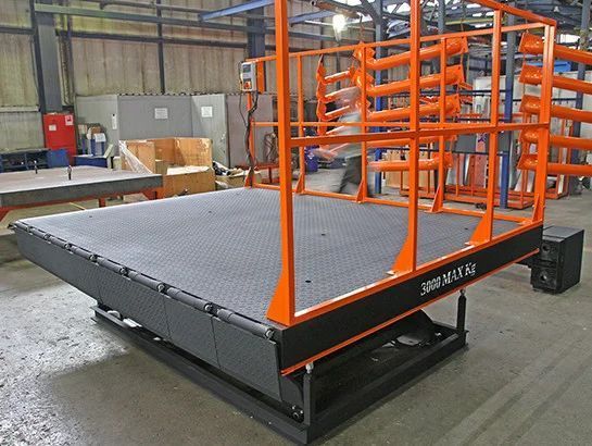 Складской ножничный подъемник DoorHan с четырьмя парами ножниц серии 4LT 1045903228 фото