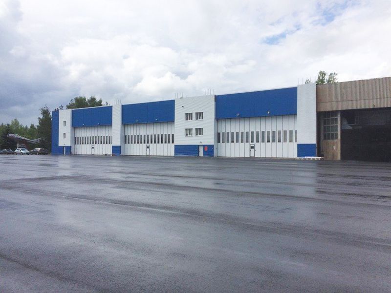Промышленные складные ворота DoorHan IFG-LG с нижней направляющей 1095193848 фото